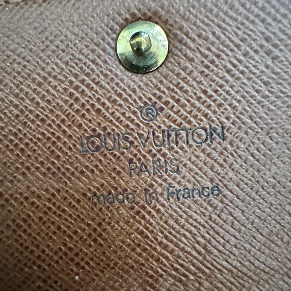 - Louis Vuitton Monogram Portefeiulle Sarah Long Bifold Wallet/converted - Picture 10 of 16